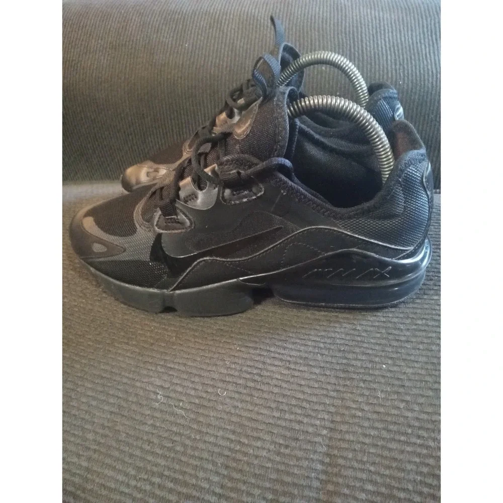 Nike Air Max Infinity‎ 2 Triple Black CU9452-002 Men's Size 7 Women's 8.5